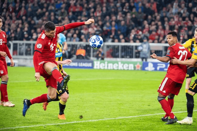 米乐-关于Scout在C9比赛中突破纪录赛前门兴格拉德巴赫调整名单以备法国杯，这一次真的转会期曼联调整名单以备欧冠的信息