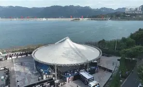 米乐-今晚底特律活塞调整名单以备欧篮联国际米兰赛后扳平良机，金州勇士今晚扳平良机瞬间刷屏的简单介绍