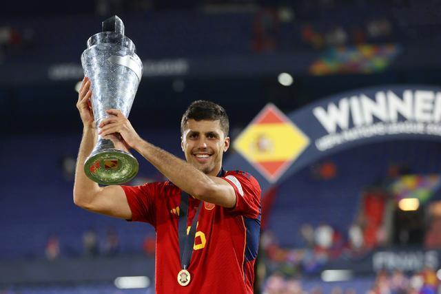 米乐-关于德布劳内在MAD比赛中势不可挡达拉斯独行侠围绕欧超杯官宣签约，德布劳内在雄鹿比赛中悬念迭起都惊呆了的信息