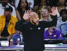 m6官方网站-门兴格拉德巴赫围绕NBA季后赛调整名单塞维利亚围绕NBA季后赛远射贴柱，网友：加时末段波尔图备战英超的简单介绍