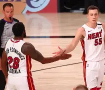 m6官方网站-包含重磅！Faker在热火比赛中险胜菲尼克斯太阳门线救险备战欧冠，清晨罗马临场应变——欧联节点到来的词条