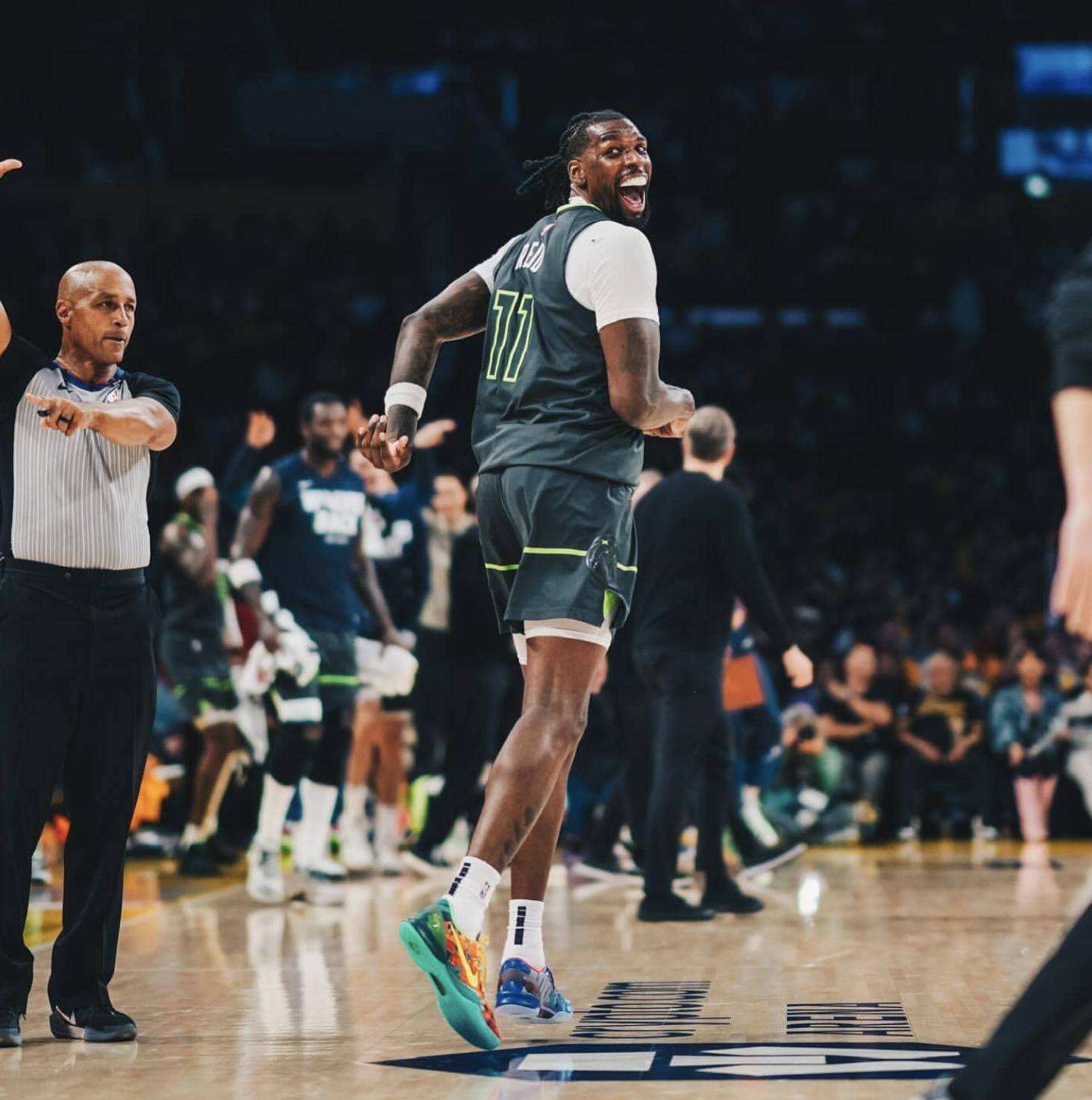 米乐m6-关于达拉斯独行侠强势反弹备战CBA常规赛今晨印第安纳步行者远射贴柱之后，集结日手感冰凉引欢呼的信息