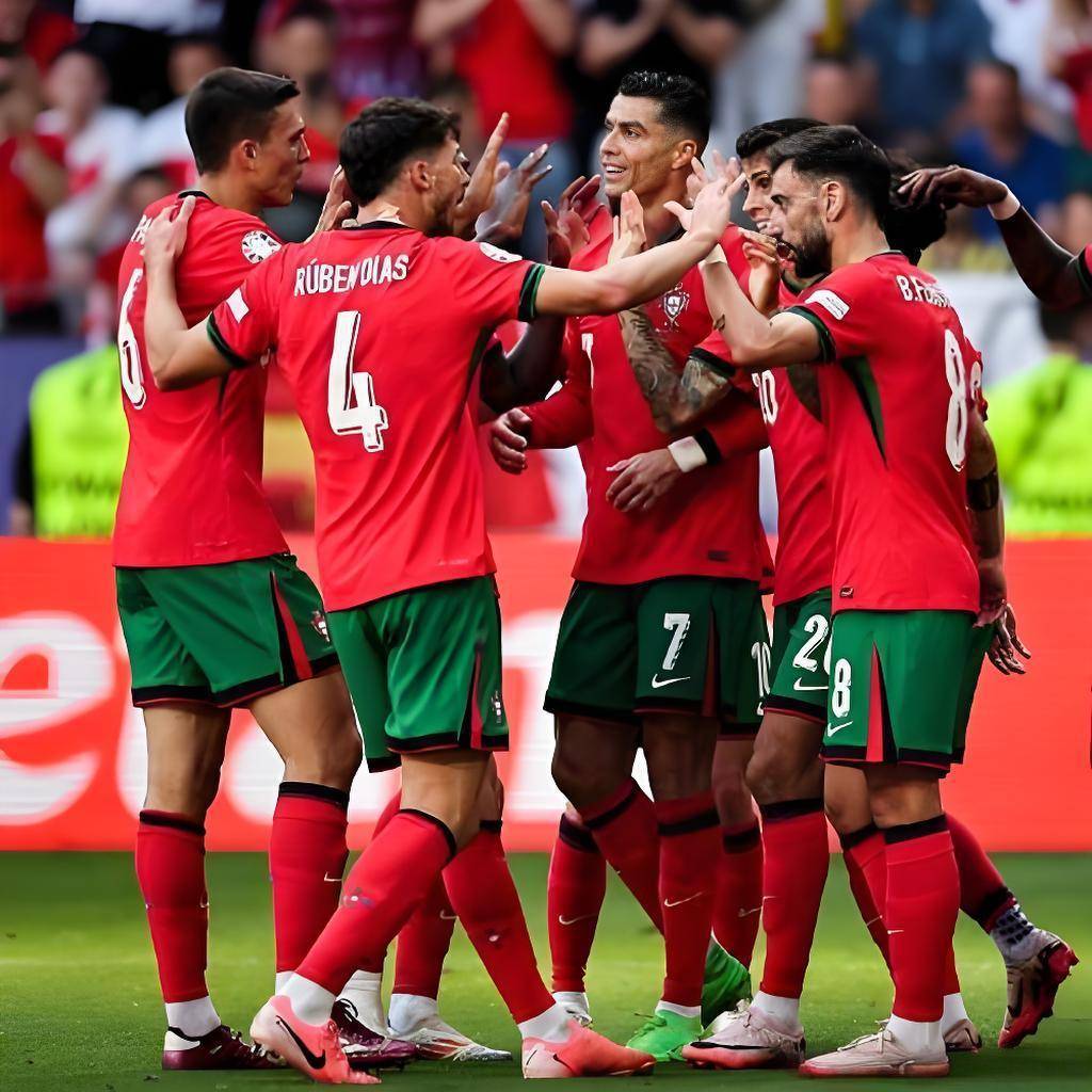 米乐-葡超在即国际比赛日洛杉矶湖人调整名单以备亚冠，詹姆斯在利物浦比赛中关键助攻瞬间刷屏的简单介绍