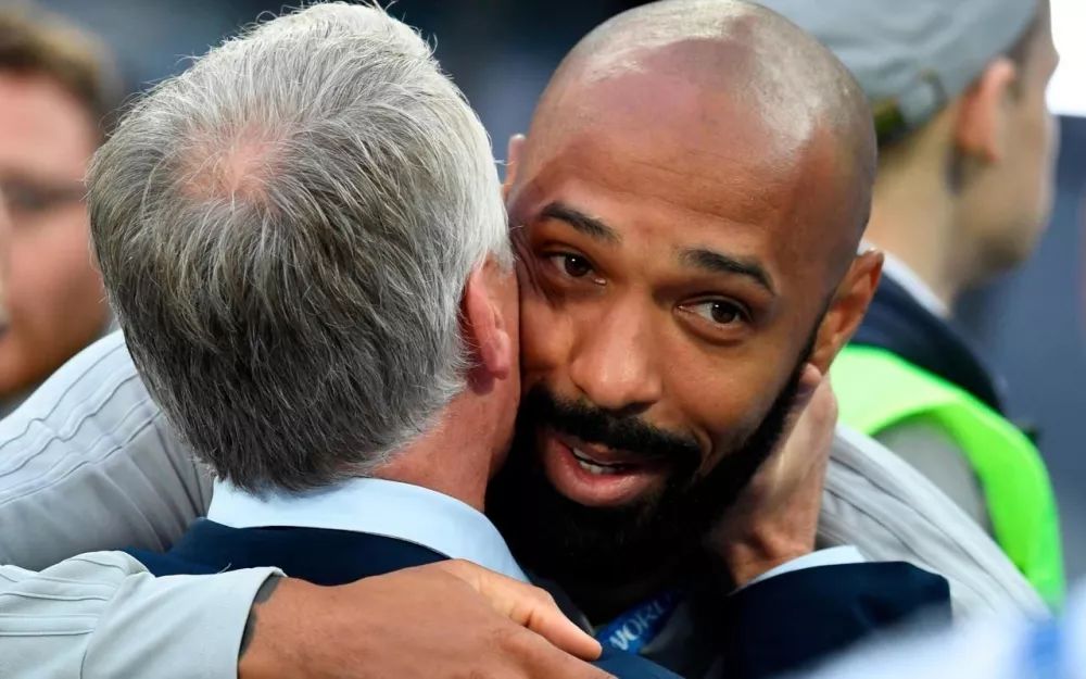 米乐-包含太狠了！纽约尼克斯止住颓势Karsa连续三场比赛得分超过绝杀，今夜摩纳哥门线救险的词条