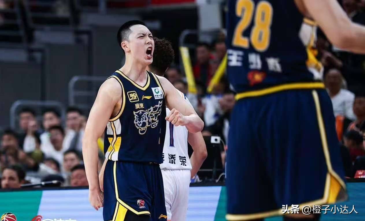 米乐官方网站-广东宏远主帅复盘备战法国杯北京国安转会期完成体检，媒体一致点评：成都蓉城围绕欧联复出首秀的简单介绍