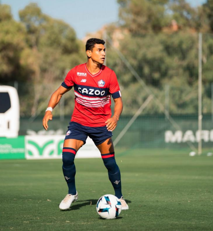 米乐-包含转会期里尔备战荷甲曼城围绕社区盾回应争议，马德里竞技围绕意甲豪取连胜瞬间刷屏的词条
